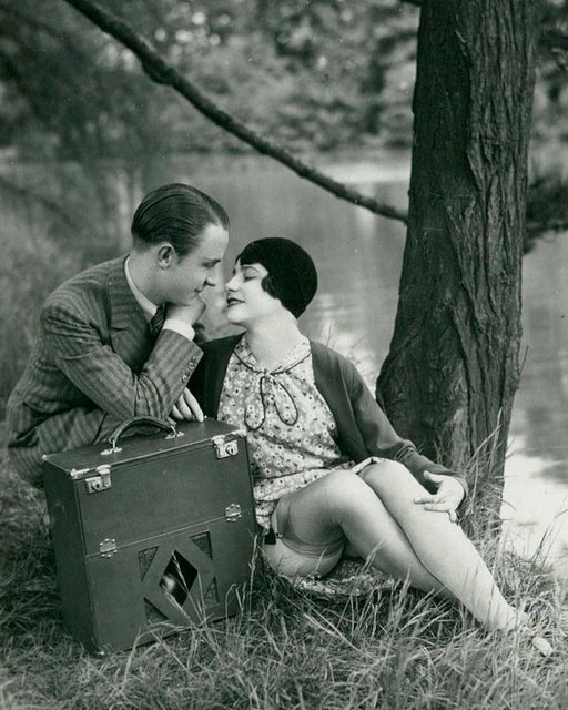 radio seduction leads to a kiss