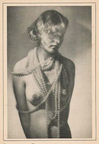 pearls on nude woman