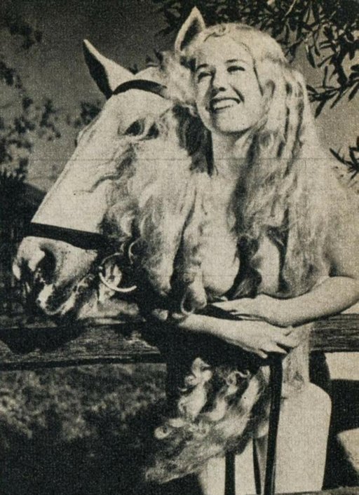 Evy Ecklund topless horse rider lady godiva 1939