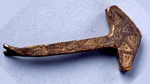 gold thor's hammer pendant