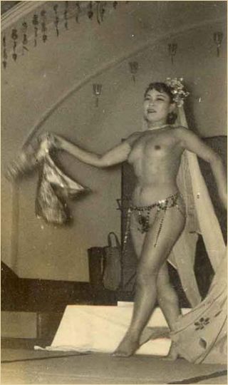 topless dancer 1945