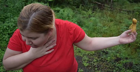 gagging at the smell of the orgasm fungus