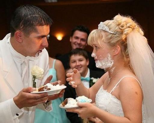 newlywed fun with cake frosting