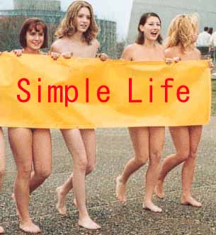 Pretty nudes for a simple life