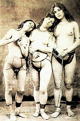 girls chained