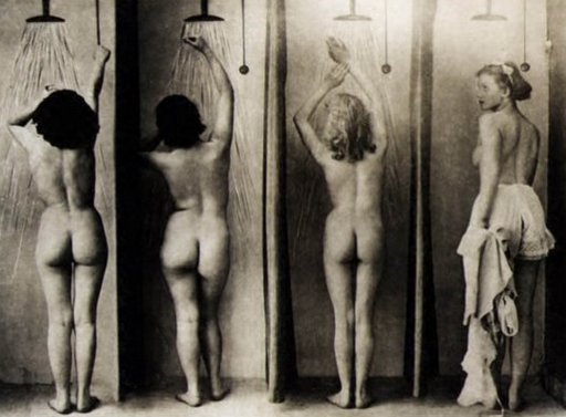 vintage-shower-room-512